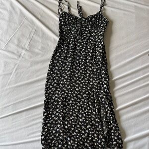 Aeropostale Size Small Black Floral Midi Dress